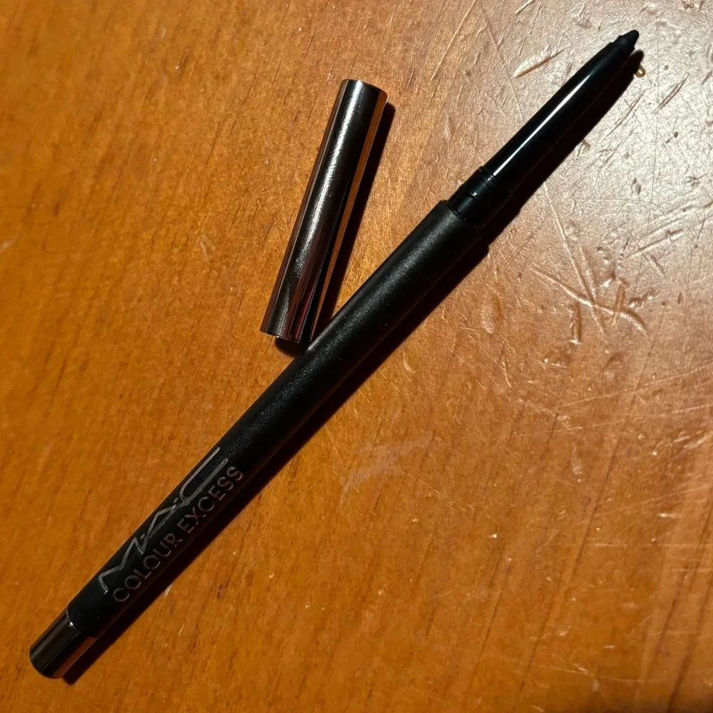 MAC Colour Excess Gel Pencil Waterproof Eye Liner Glide or Die